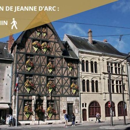Charmant Studio Vue Cathedrale Quartier Historique Apartment Orleans Bagian luar foto
